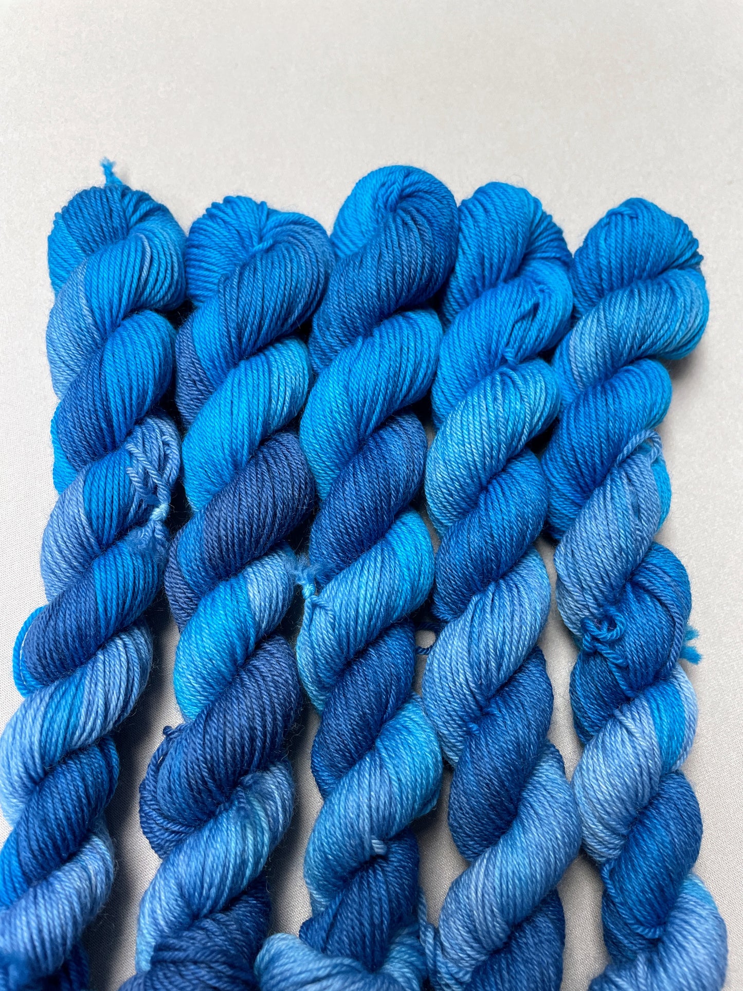 20g Sock Waves 2.0 Mini Skein