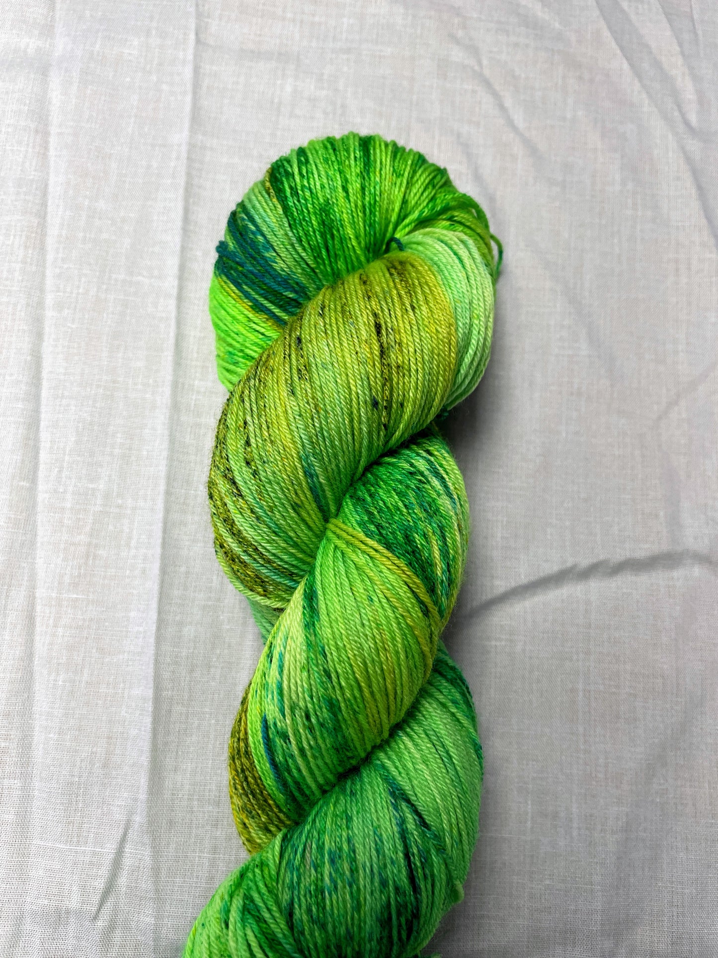 100g DK Super Apple Sprinkles - Hand-dyed Yarn