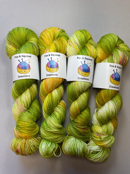 100g Sock Vintage Rose Hand-dyed Yarn