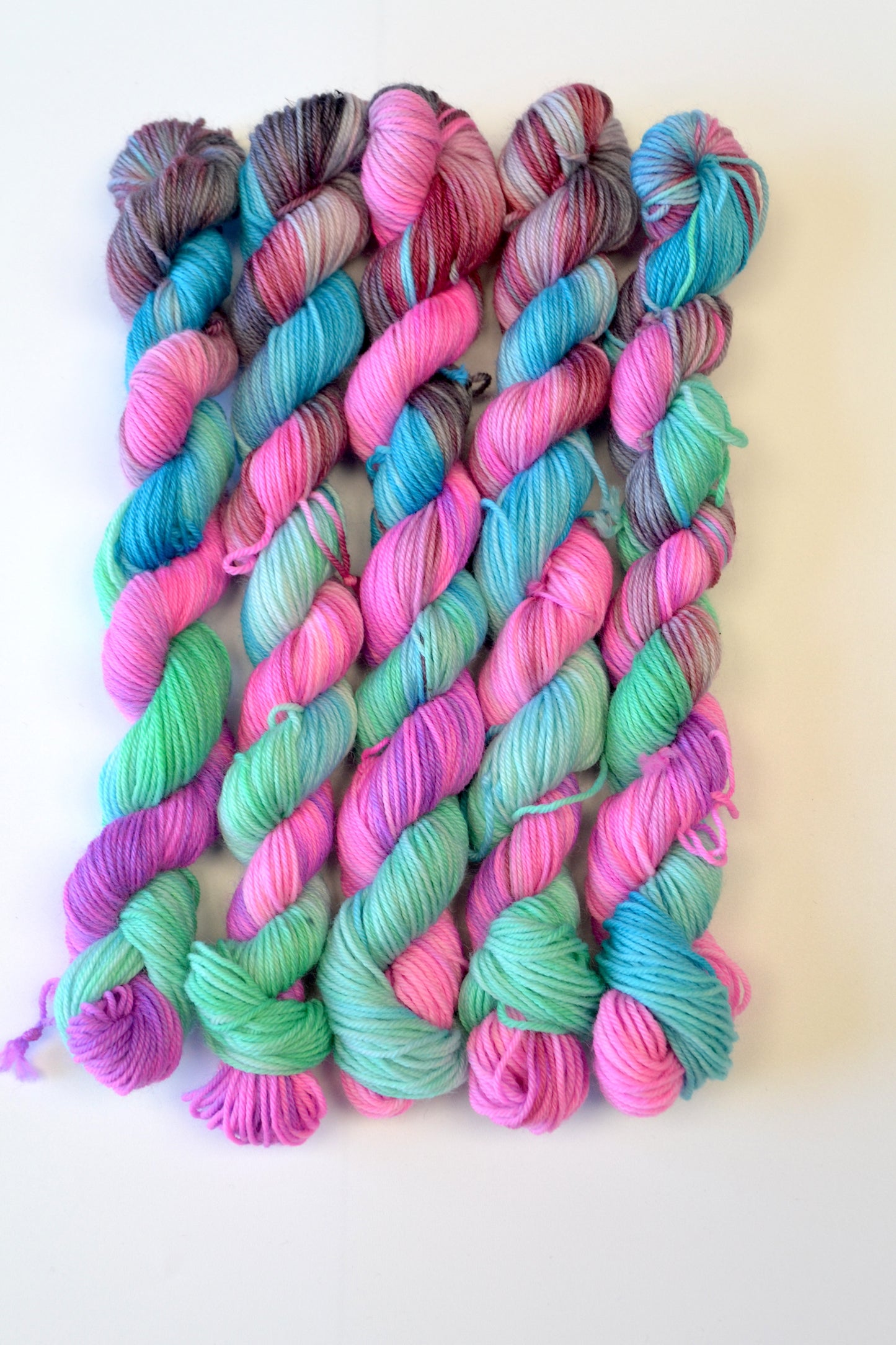 20g Sock Pretty Little Thing Mini Skein