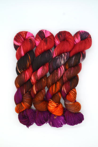 100g Sock Sexy Vampire Hand-dyed Yarn