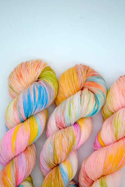 100g Sock Sweet Clouds Hand-dyed Yarn