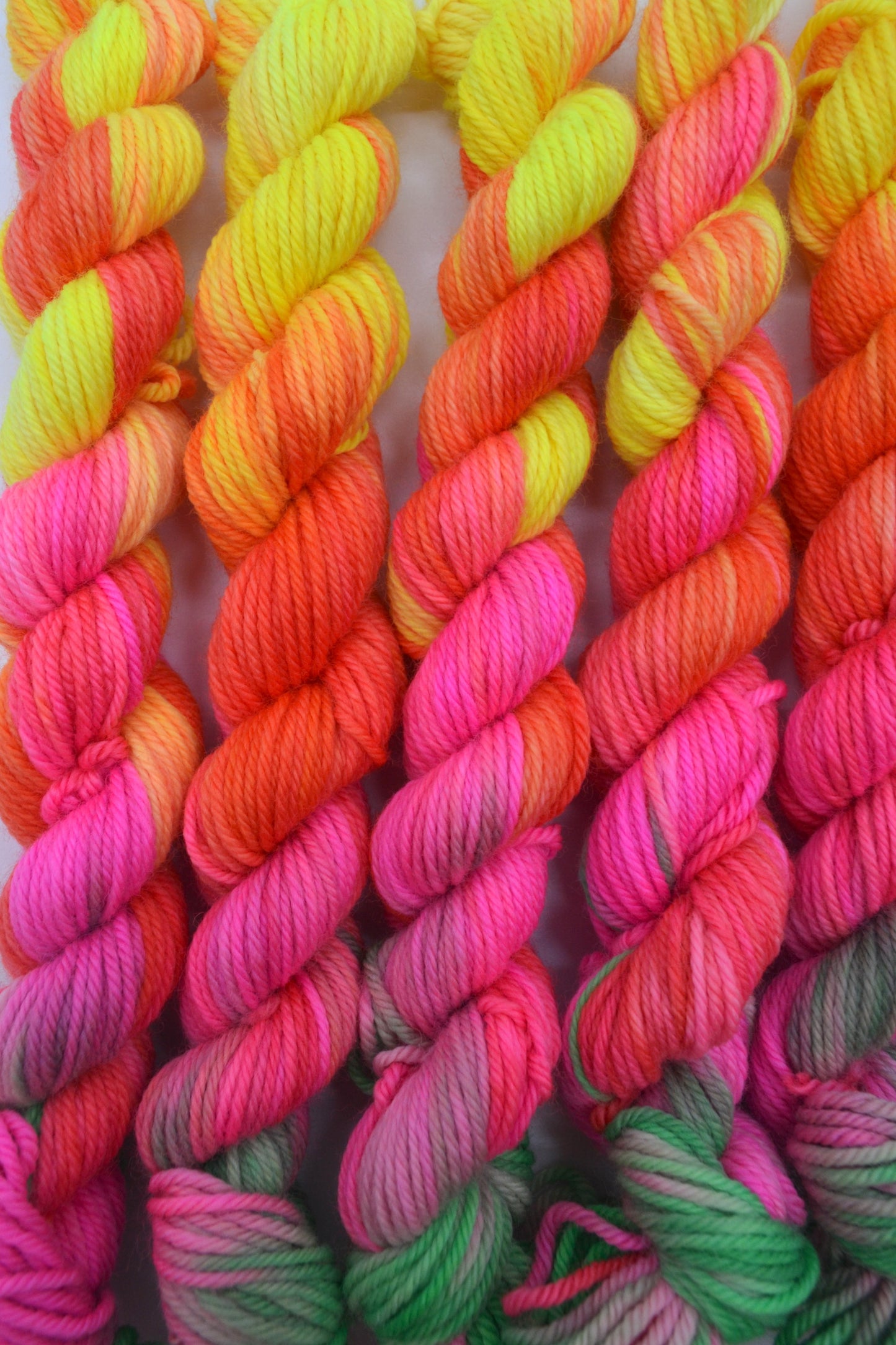 20g DK Bermuda Mini Skein