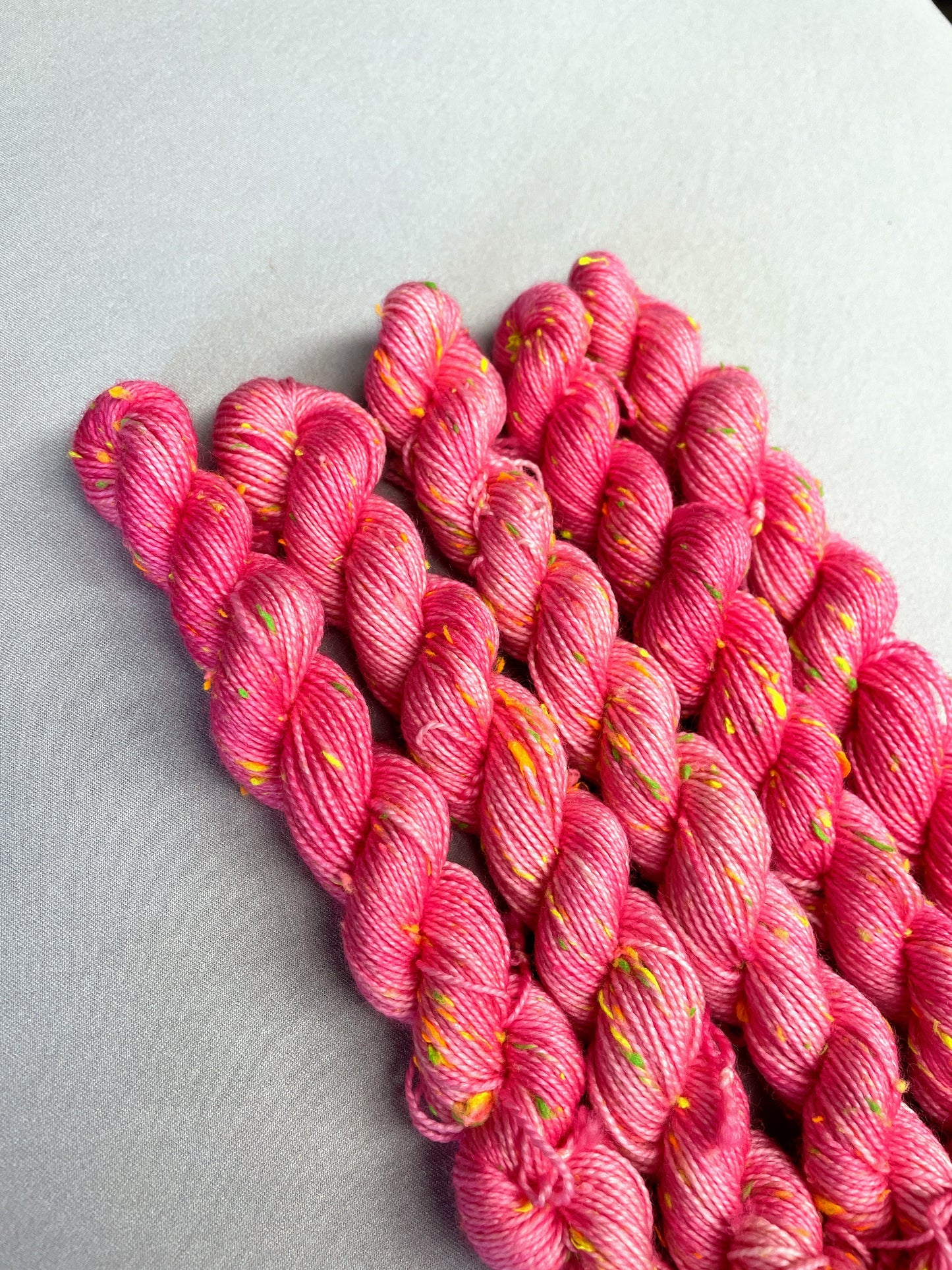 20g 4ply Neon Neps Candyfloss Mini Skein