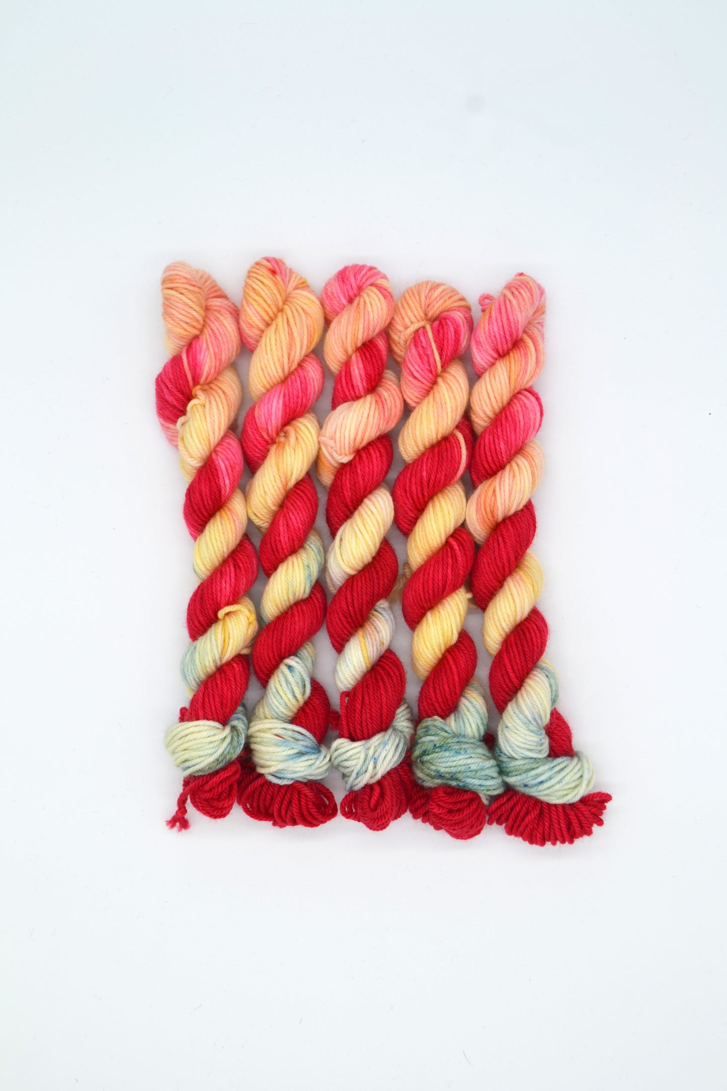 20g DK Strawberries 'n' Cream Mini Skein