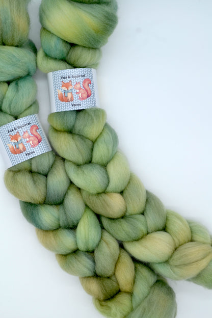 Corriedale - Smashed Avocado 100g Hand-dyed Fibre
