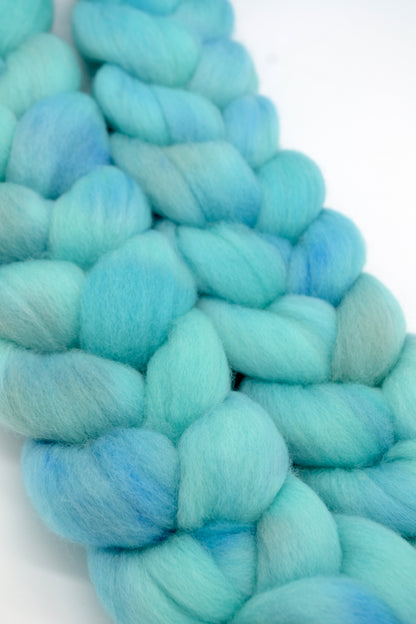 Merino - Icicles 100g Hand-dyed Fibre