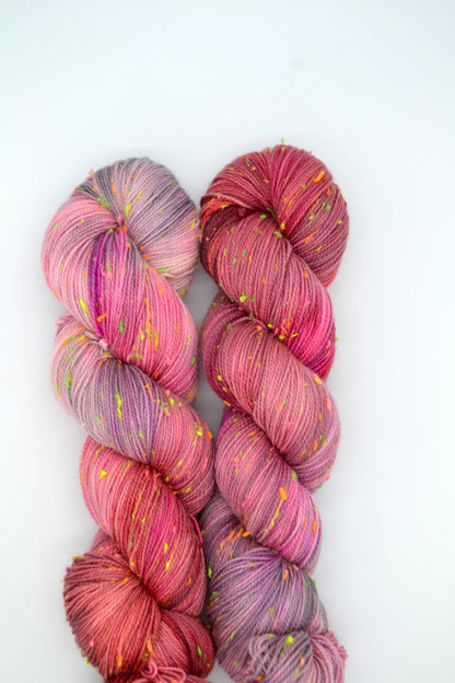 100g 4ply Neon Neps Berry Compote Hand-dyed Yarn