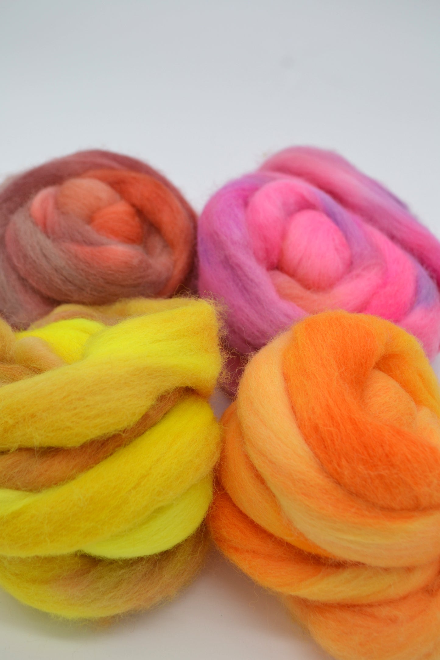 Corriedale - 200g Hand-dyed Fibre Pack