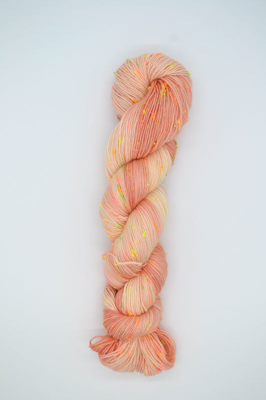 100g 4ply Neon Neps Soft Peach Hand-dyed Yarn