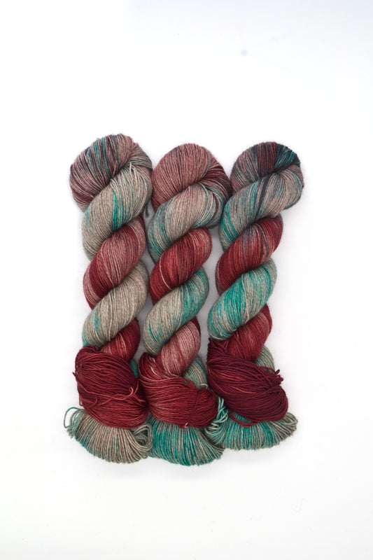 100g Yak Sock Mulberry Twist Hand-dyed Yarn